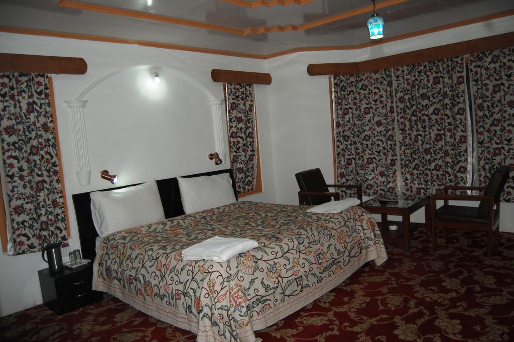 Hotel Paradise Inn Pahalgām Exteriér fotografie