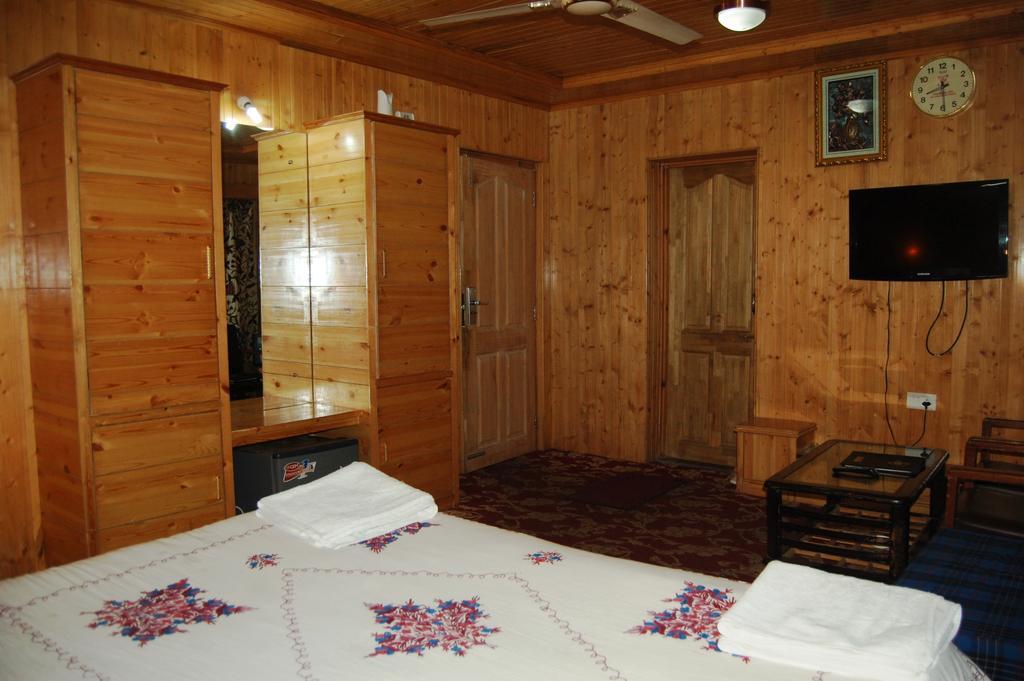 Hotel Paradise Inn Pahalgām Exteriér fotografie