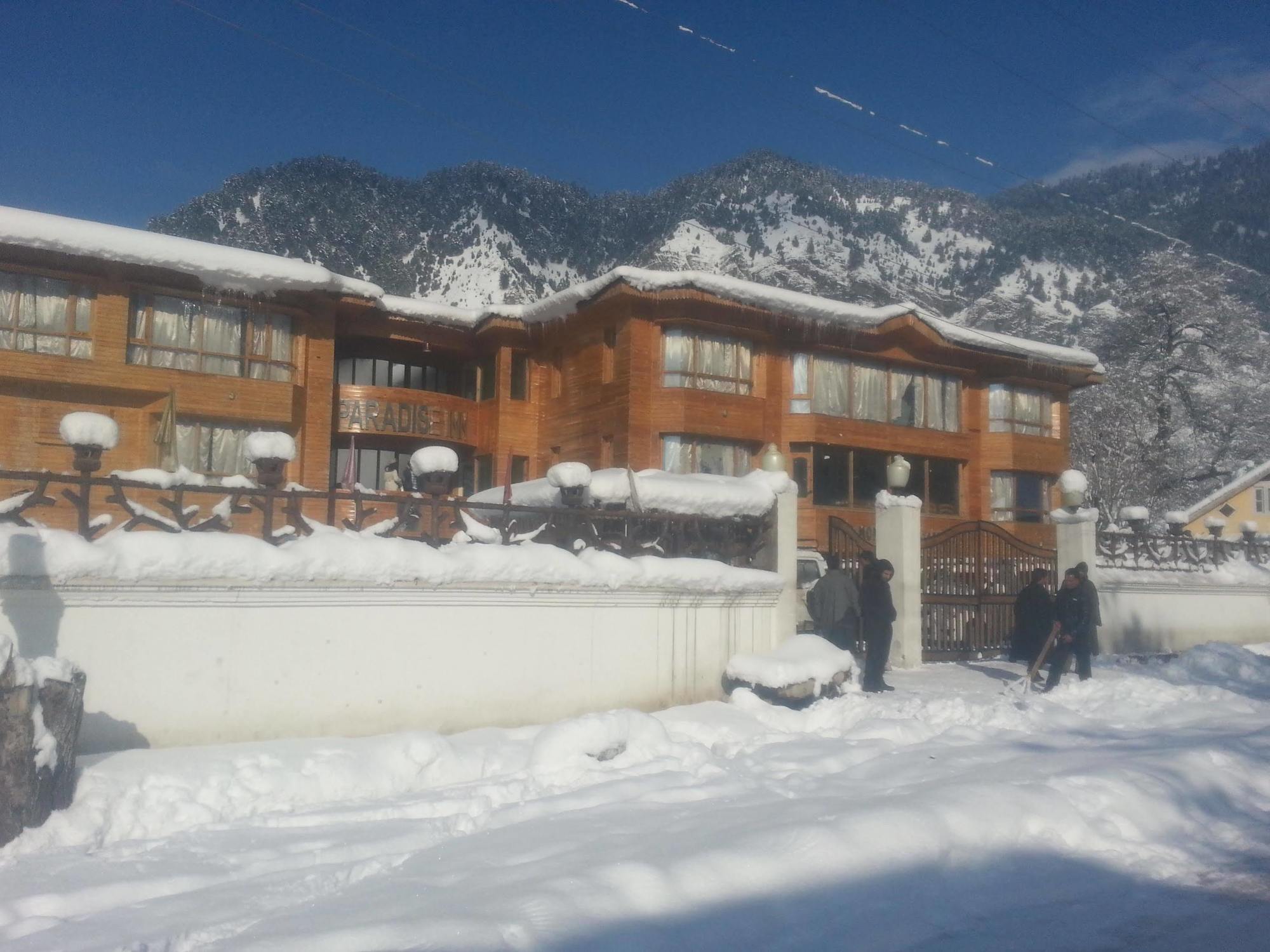 Hotel Paradise Inn Pahalgām Exteriér fotografie