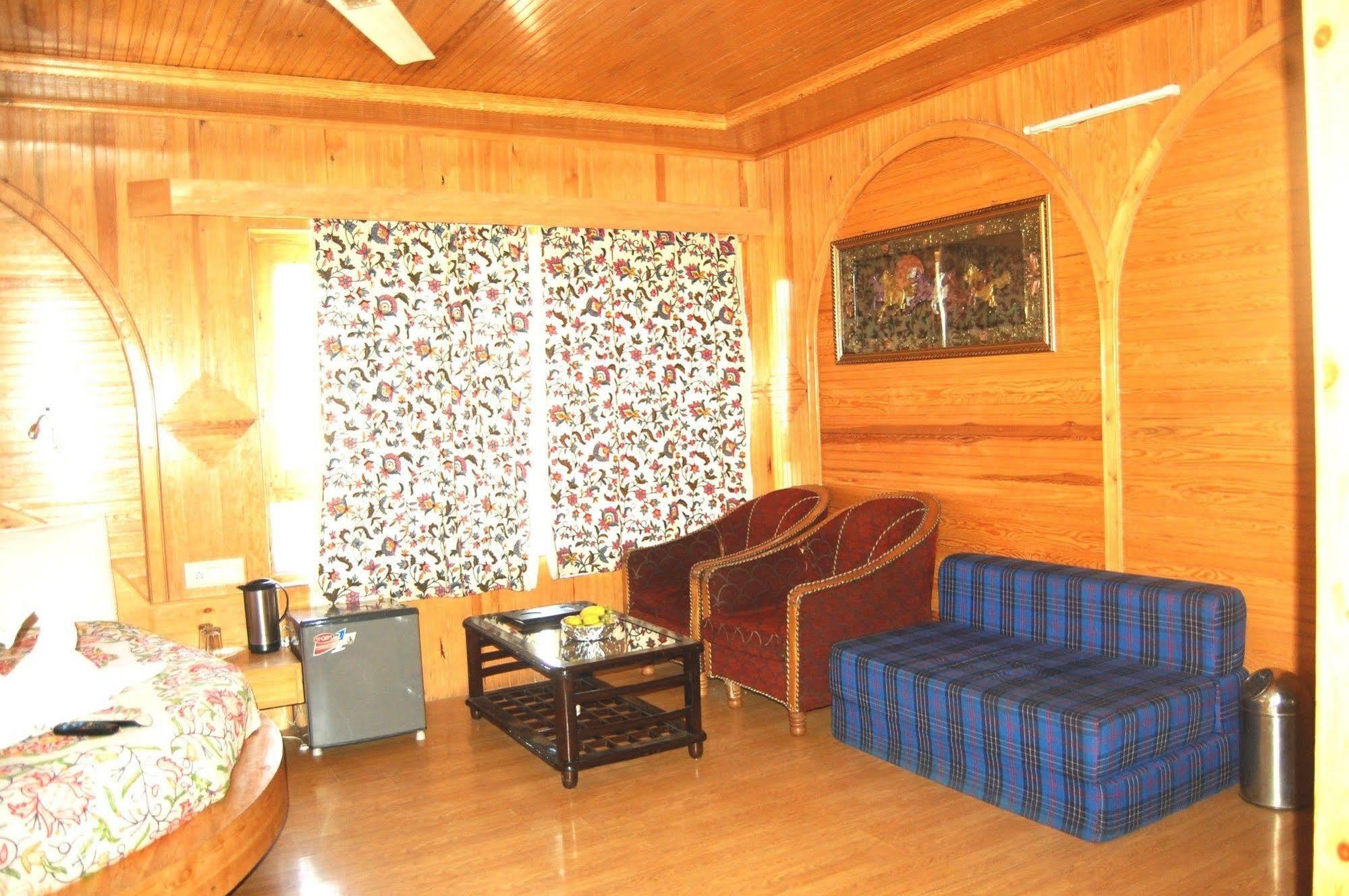 Hotel Paradise Inn Pahalgām Exteriér fotografie